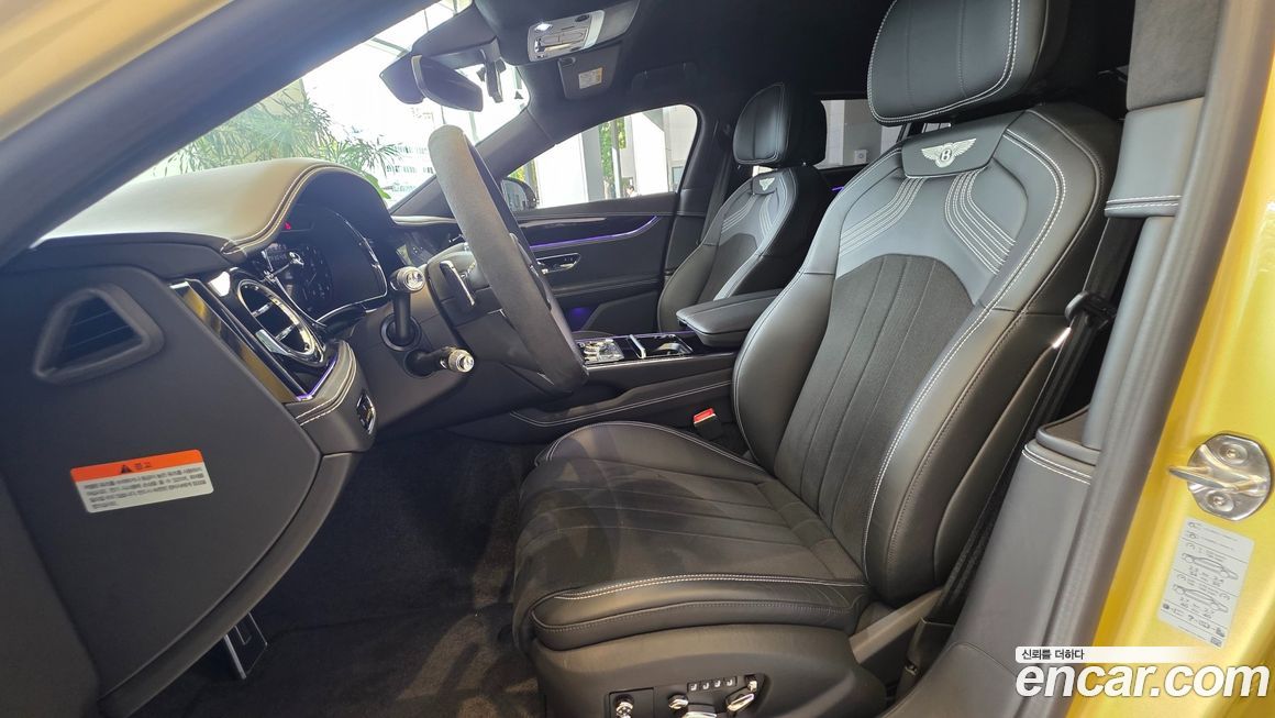 Bentley Flying Spur 2024