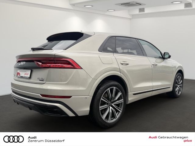 Audi Q8 2023