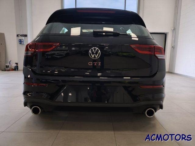 Volkswagen Golf 2024