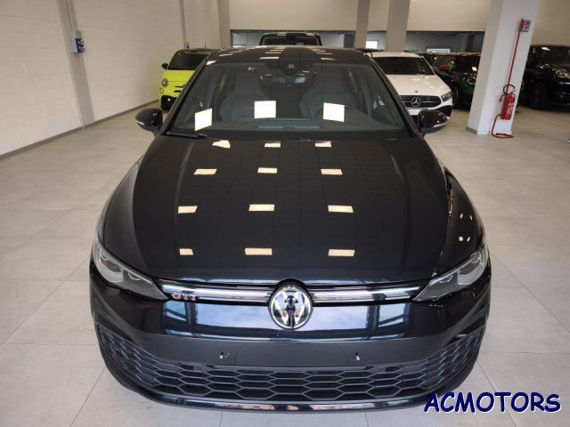 Volkswagen Golf 2024