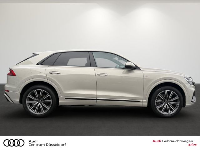 Audi Q8 2023