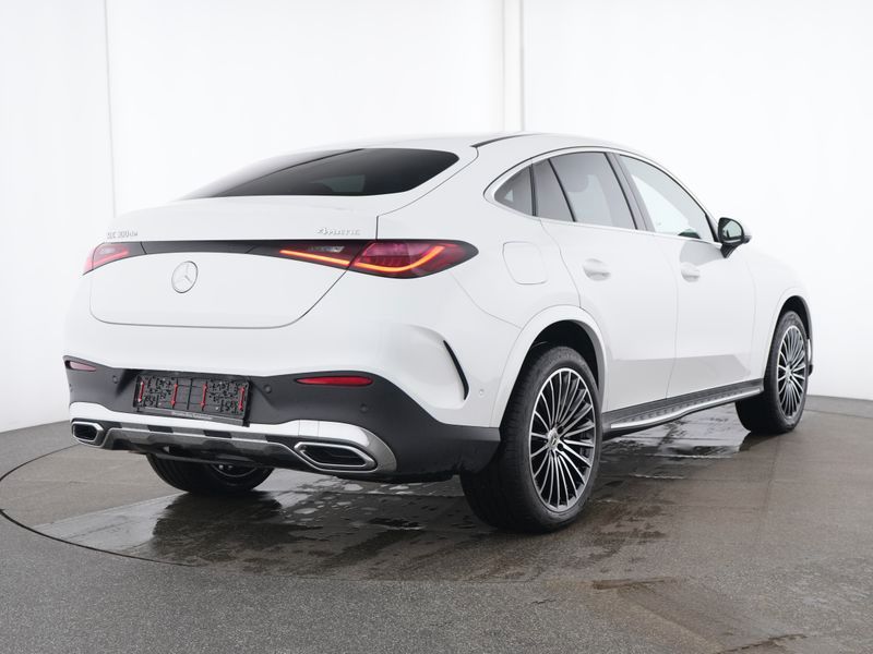 Mercedes-Benz GLC 300 2025