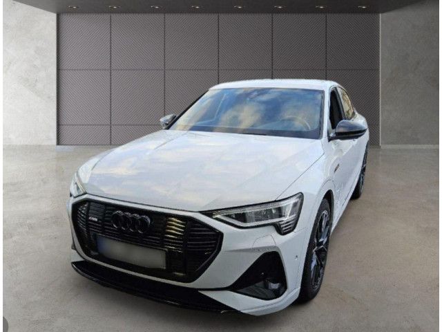 Audi e-tron 2022