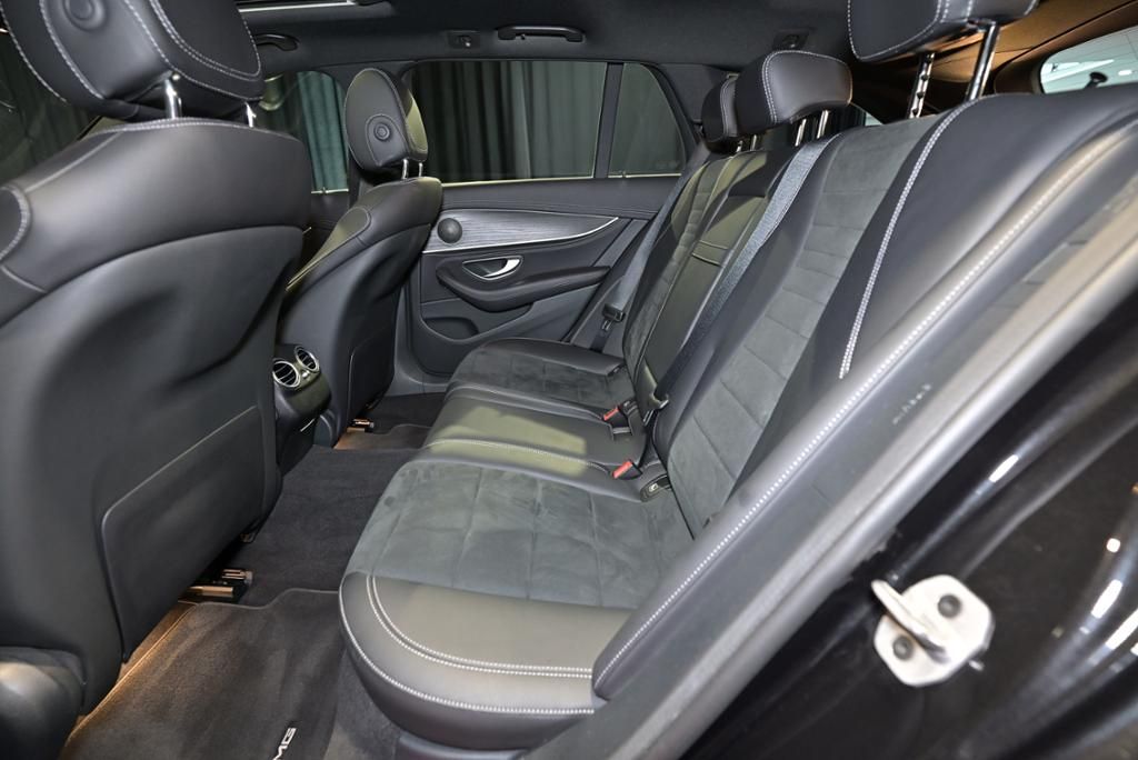 Mercedes-Benz E 300 2022