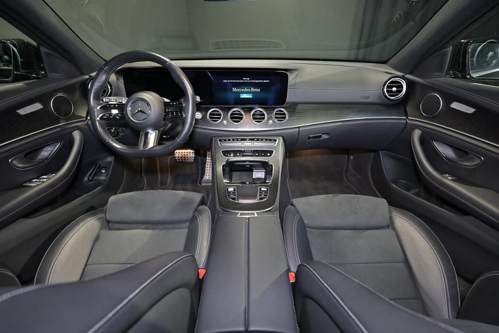 Mercedes-Benz E 300 2022