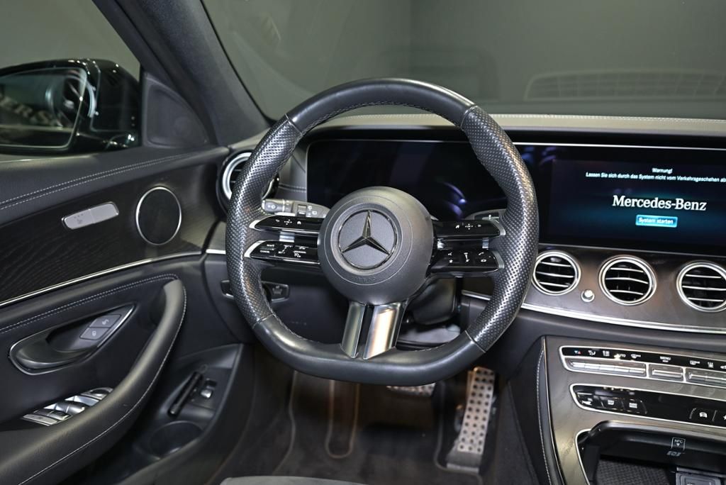 Mercedes-Benz E 300 2022