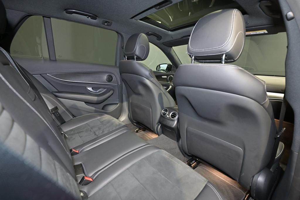 Mercedes-Benz E 300 2022