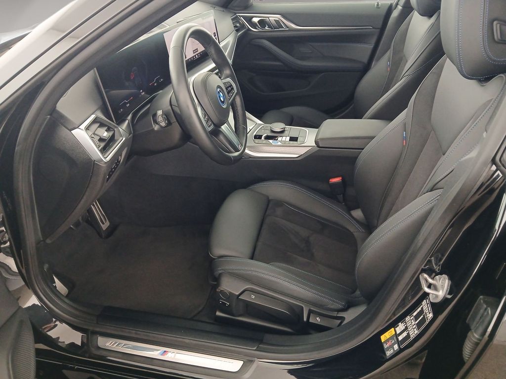 BMW i4 2023