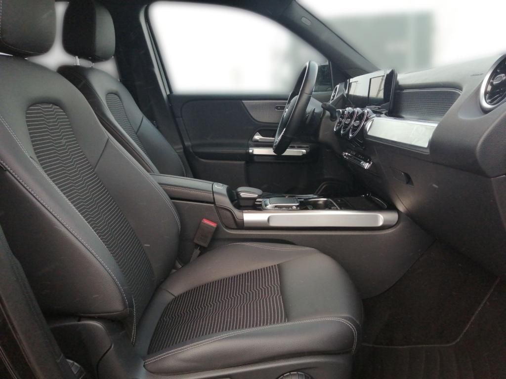 Mercedes-Benz GLB 200 2022