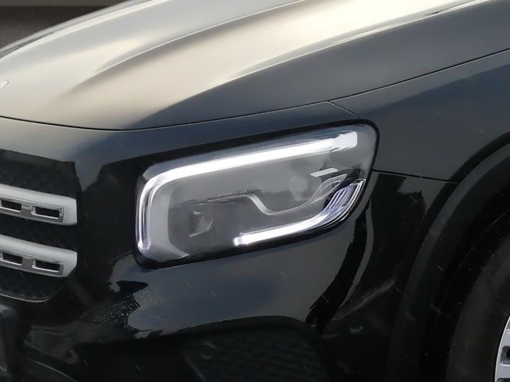 Mercedes-Benz GLB 200 2022