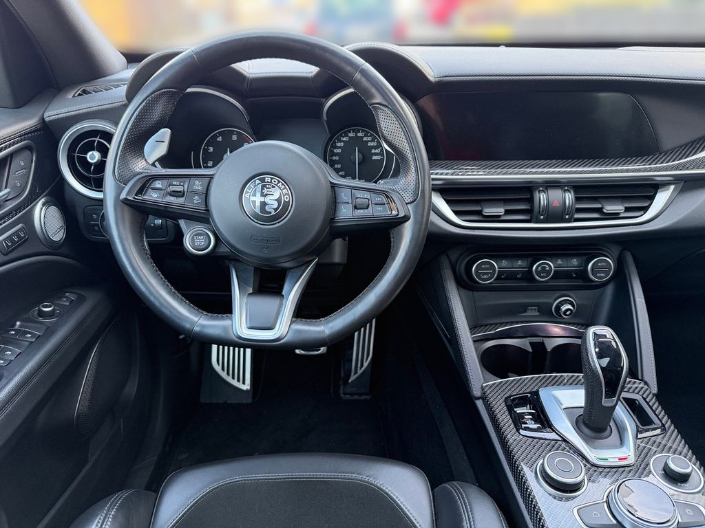 Alfa Romeo Stelvio 2022