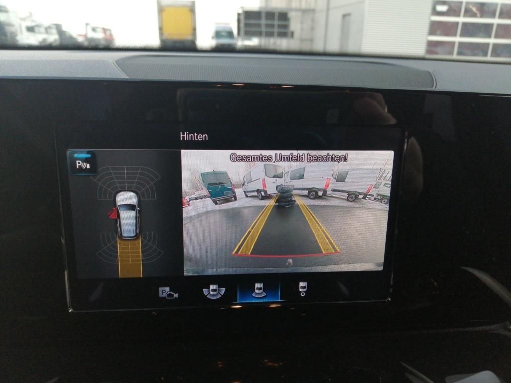 Mercedes-Benz GLB 200 2022