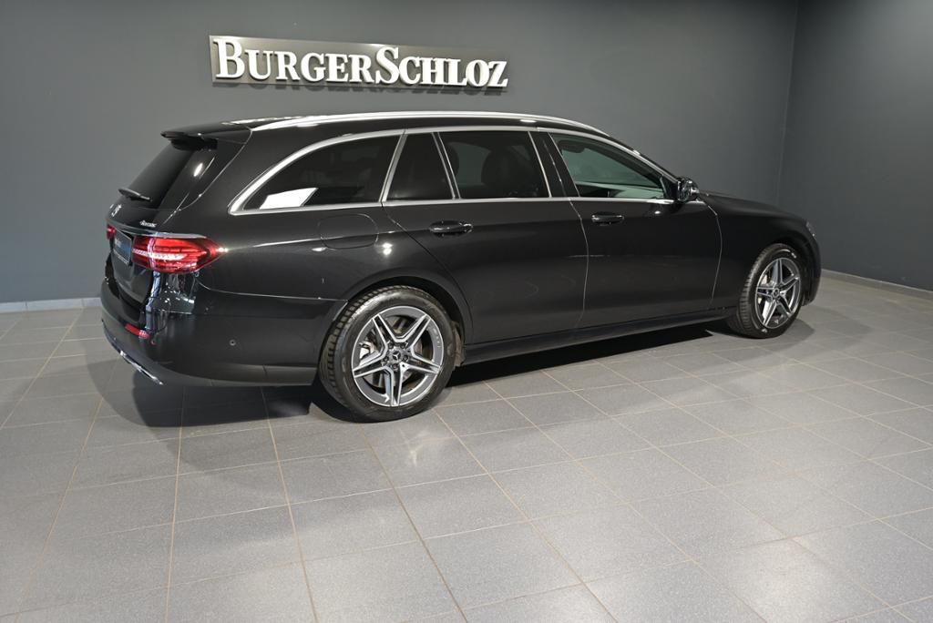 Mercedes-Benz E 300 2022