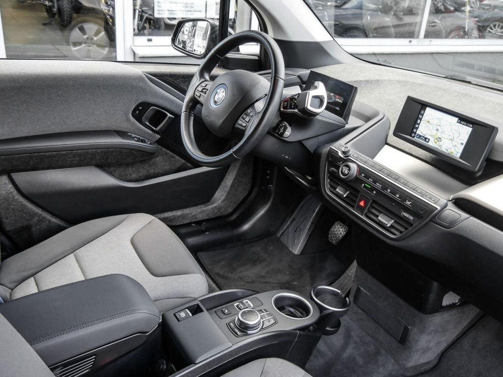 BMW i3 2022