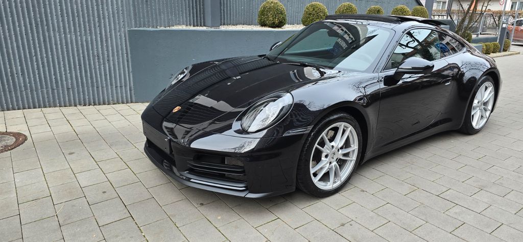 Porsche 992 2025