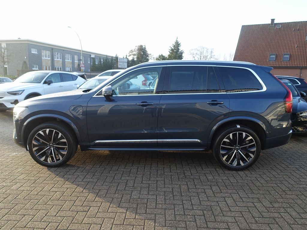 Volvo XC90 2025