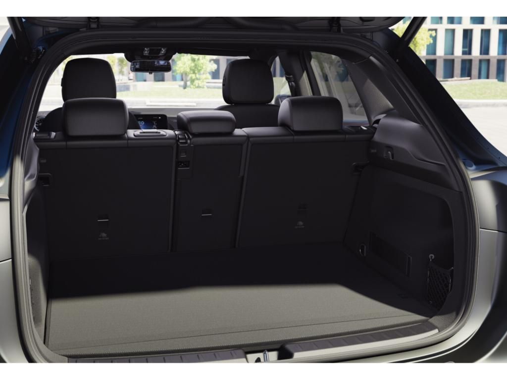 Mercedes-Benz EQA 2023