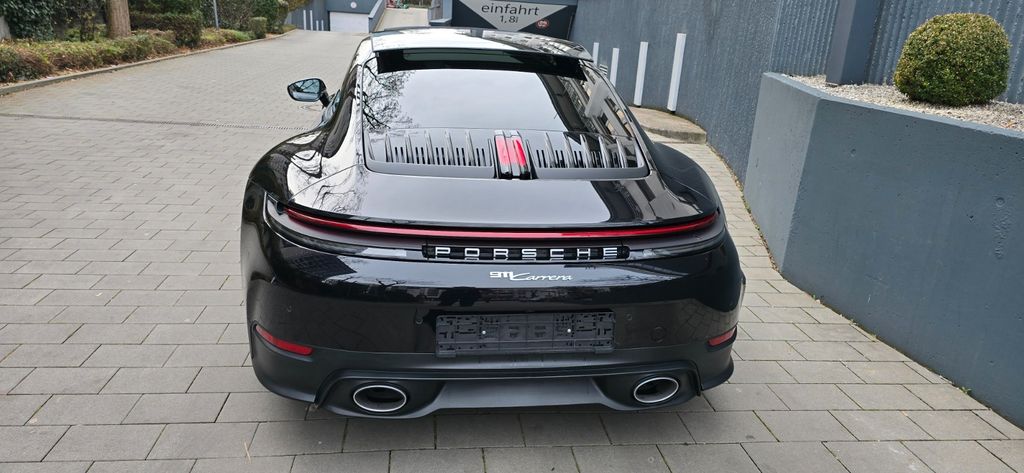 Porsche 992 2025