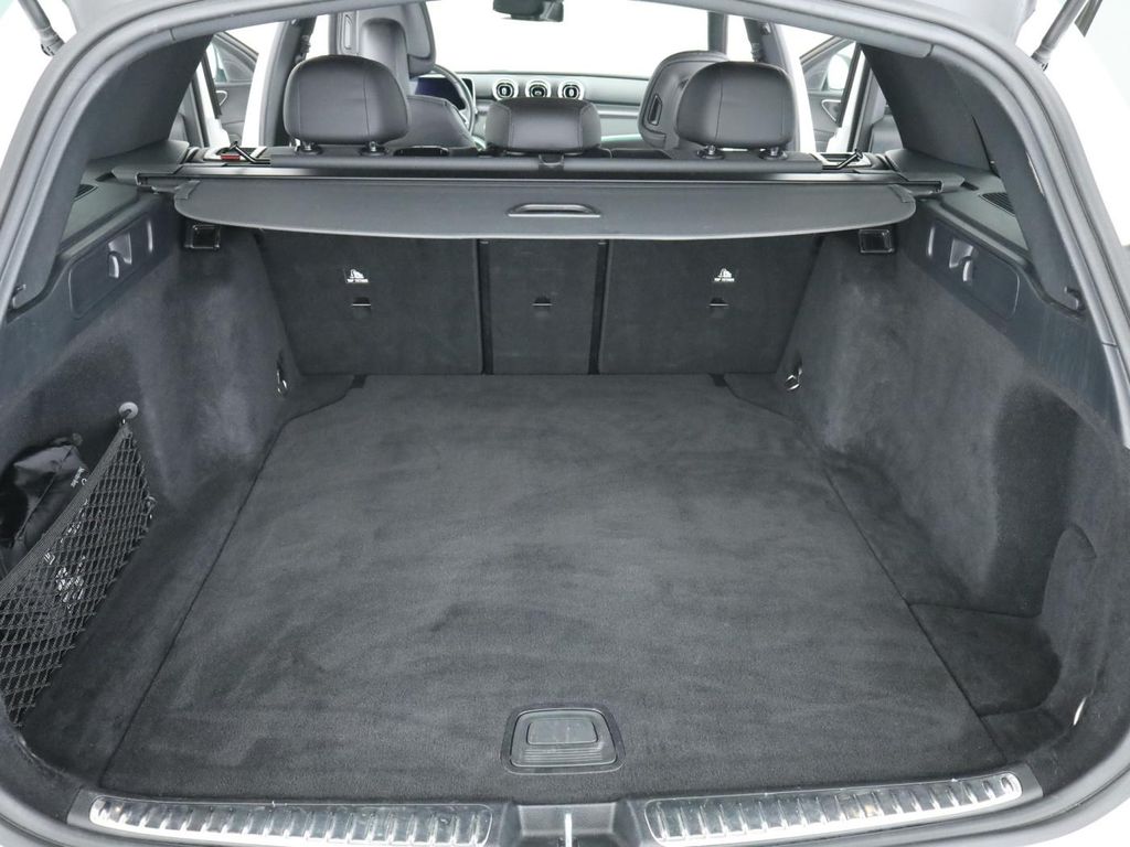 Mercedes-Benz C 200 2023