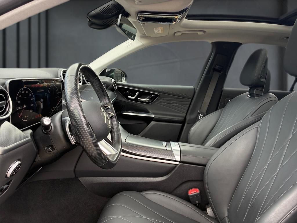 Mercedes-Benz GLC 300 2023