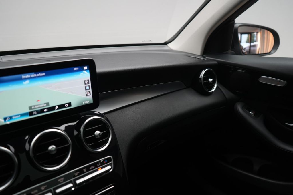 Mercedes-Benz GLC 300 2022