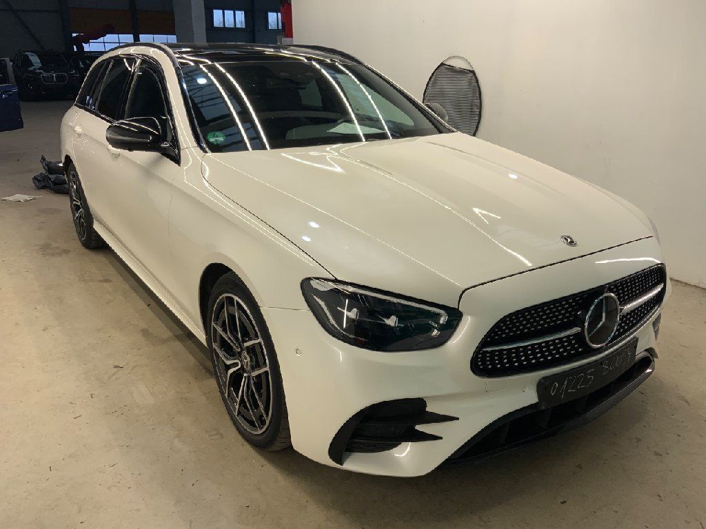 Mercedes-Benz E 220 2021