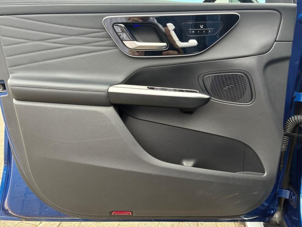 Mercedes-Benz GLC 300 2023