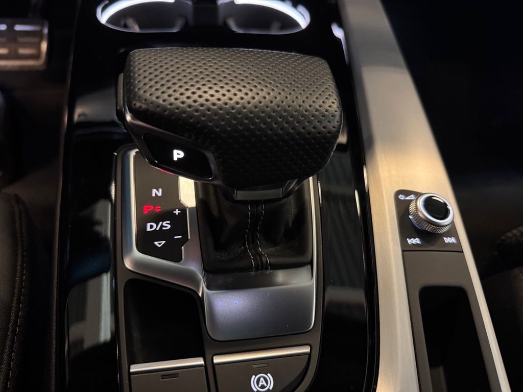 Audi A4 2024