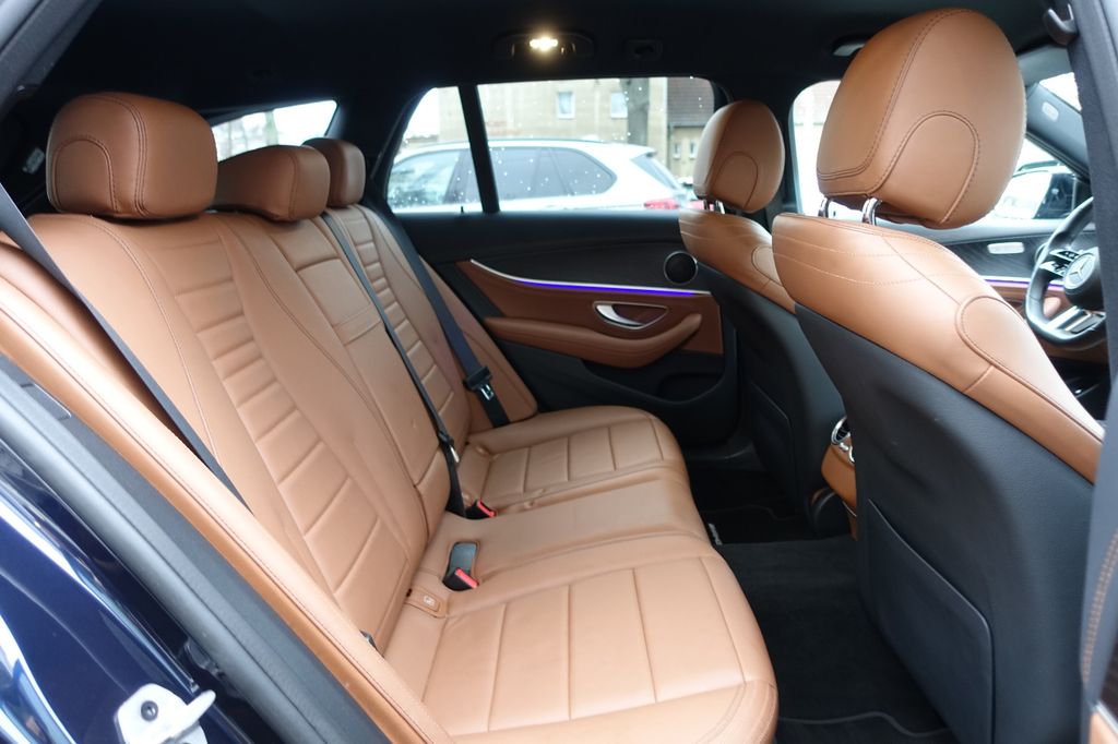 Mercedes-Benz E 300 2022
