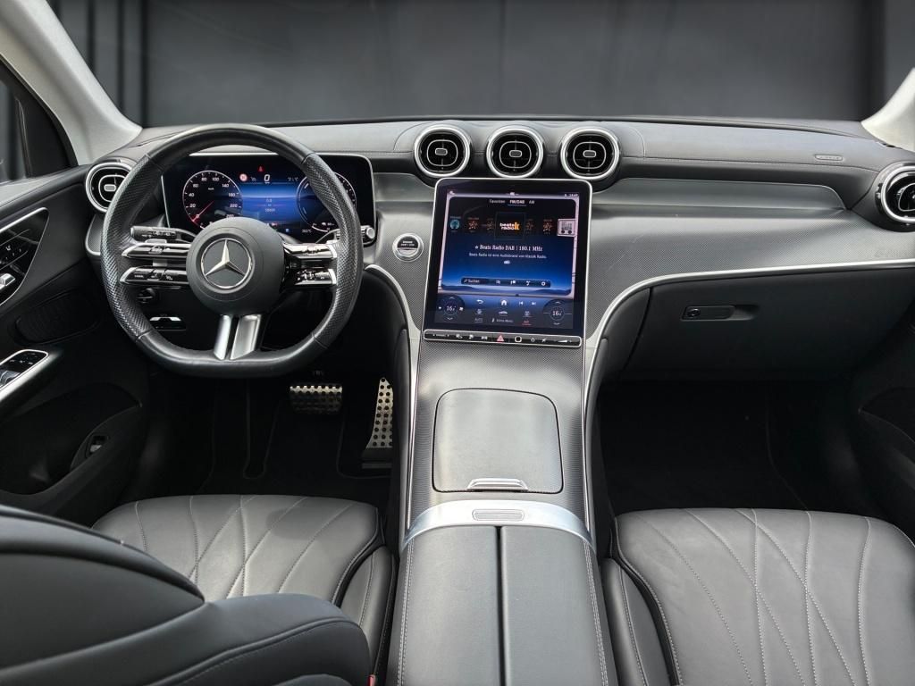 Mercedes-Benz GLC 300 2023