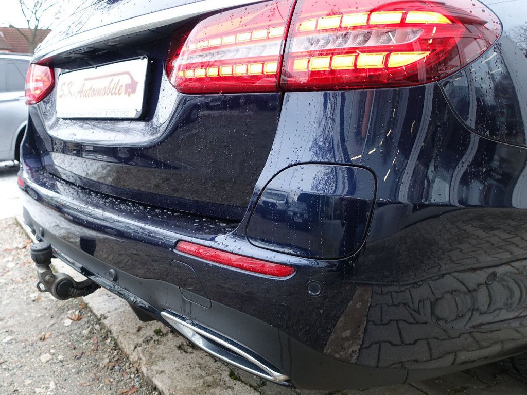 Mercedes-Benz E 300 2022