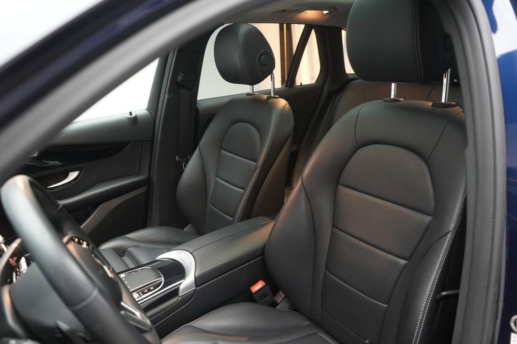 Mercedes-Benz GLC 300 2022