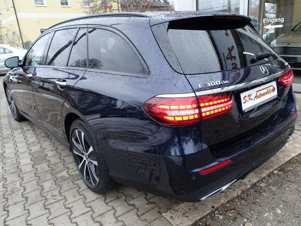 Mercedes-Benz E 300 2022