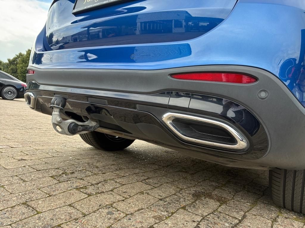 Mercedes-Benz GLC 300 2023