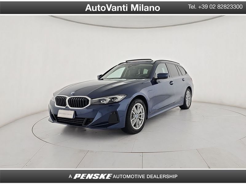 BMW 330 2023