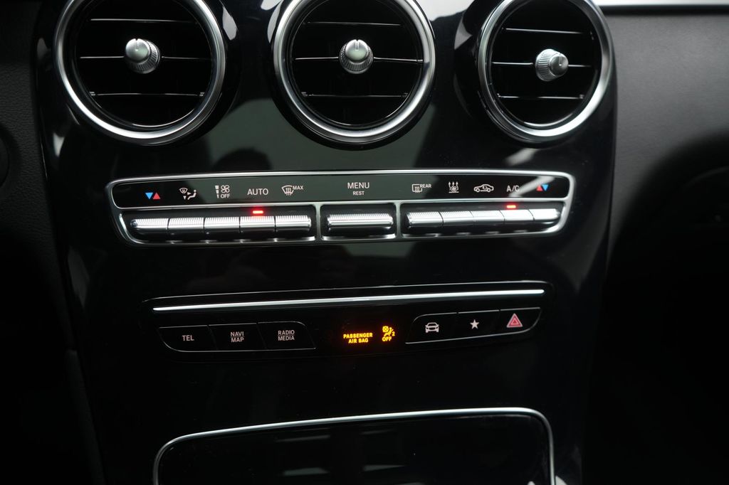 Mercedes-Benz GLC 300 2022