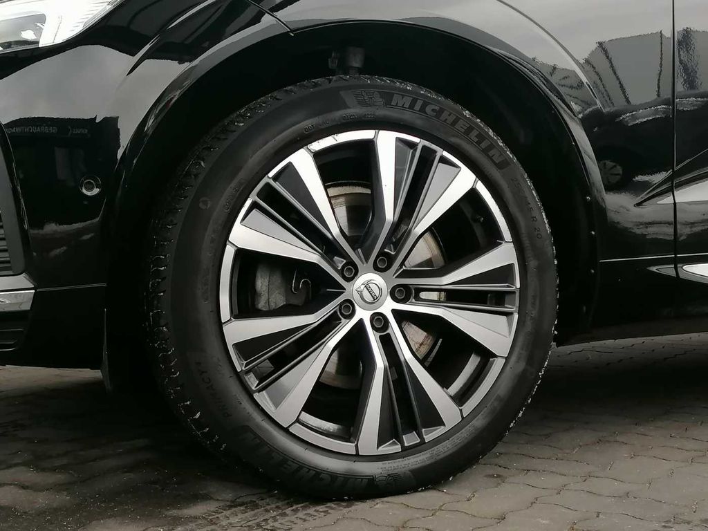 Volvo XC60 2022