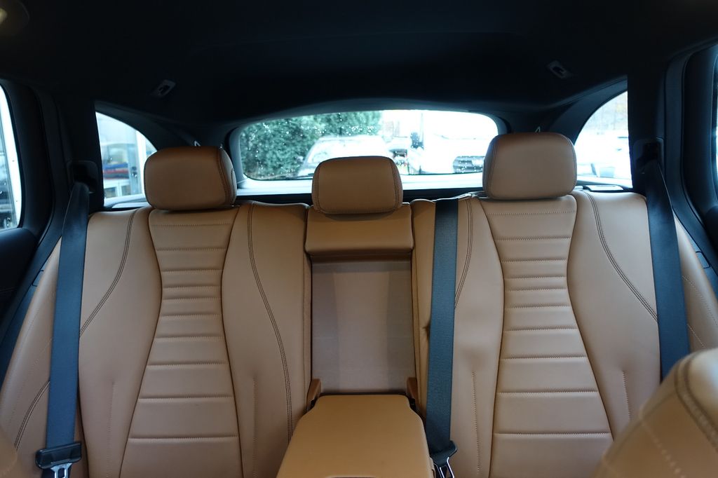 Mercedes-Benz E 300 2022