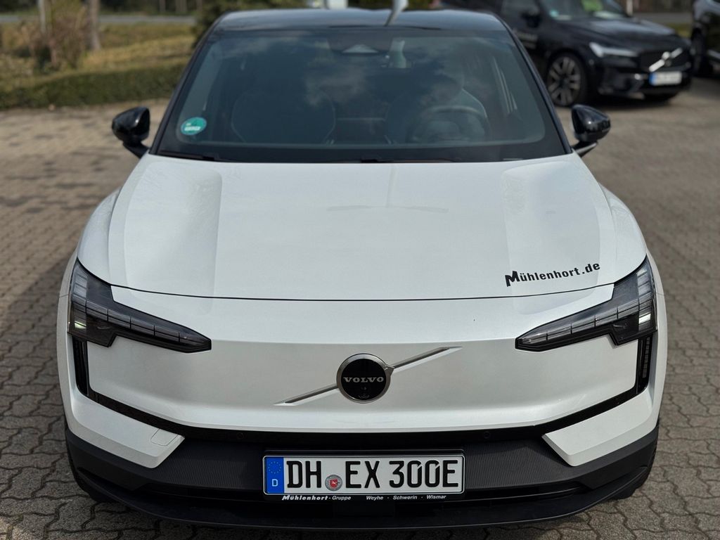 Volvo EX30 2025