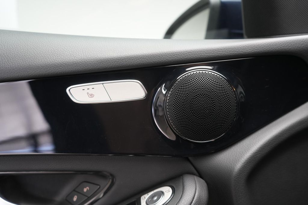 Mercedes-Benz GLC 300 2022