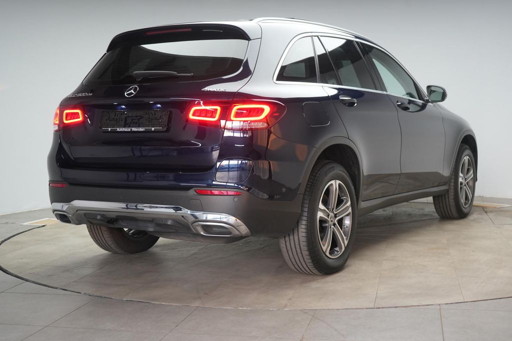 Mercedes-Benz GLC 300 2022