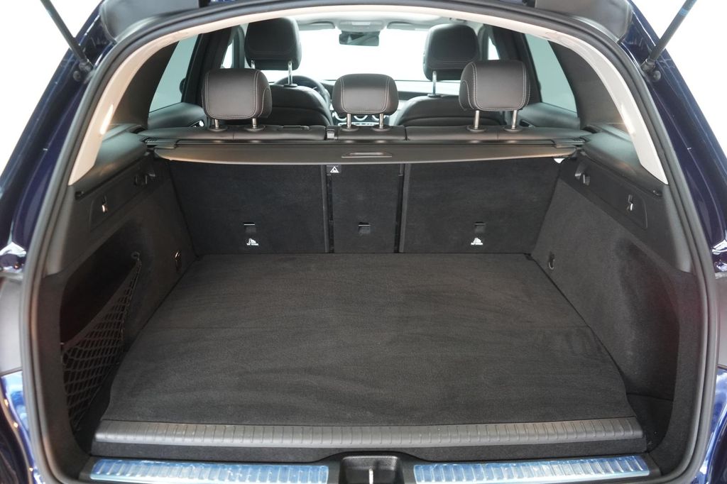 Mercedes-Benz GLC 300 2022