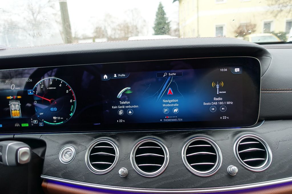Mercedes-Benz E 300 2022