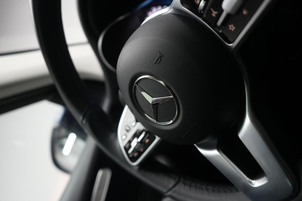 Mercedes-Benz GLC 300 2022