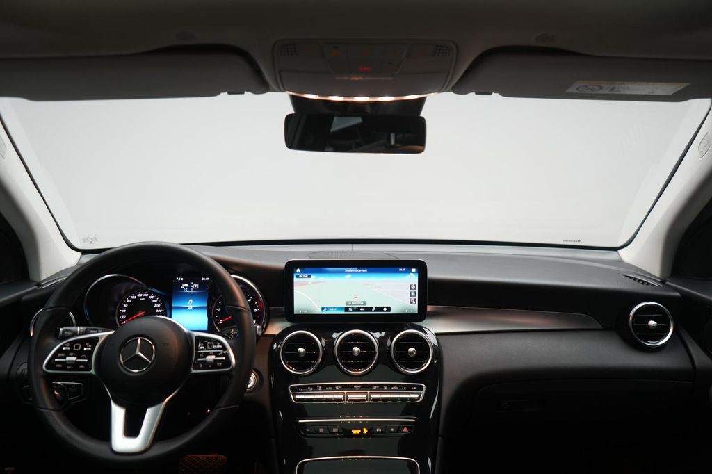 Mercedes-Benz GLC 300 2022