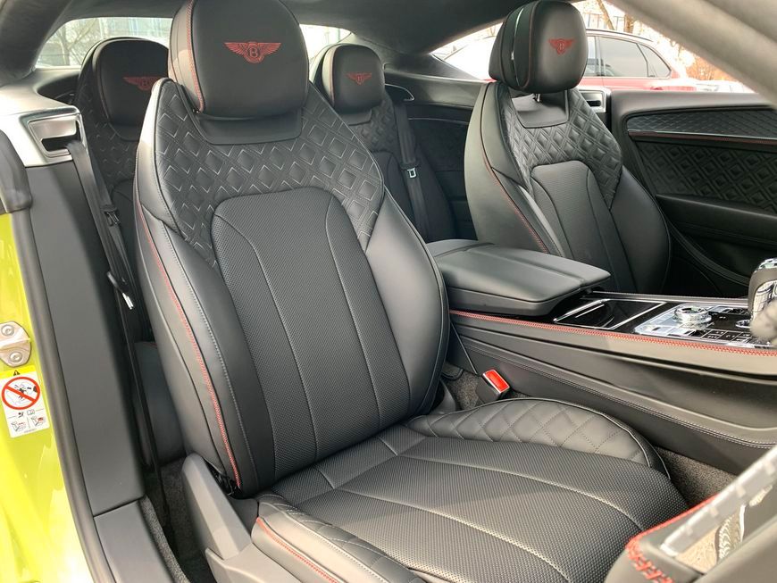 Bentley Continental GT 2024