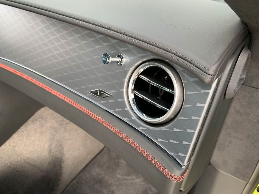 Bentley Continental GT 2024