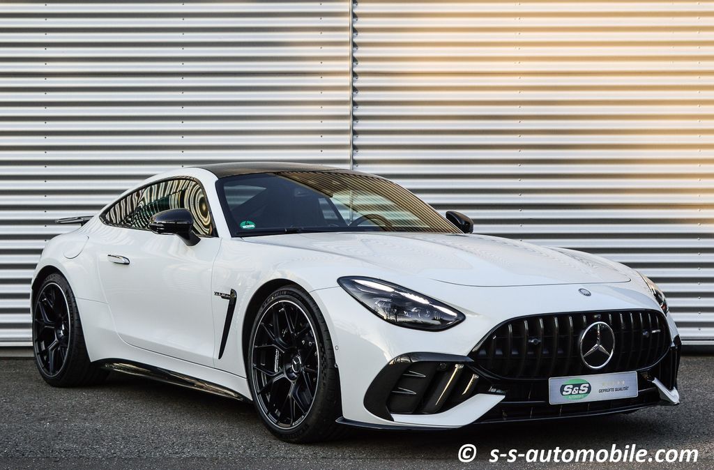Mercedes-Benz AMG GT 2025