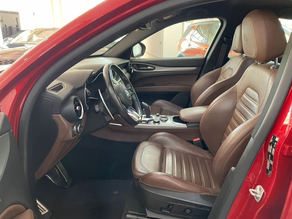 Alfa Romeo Stelvio 2020