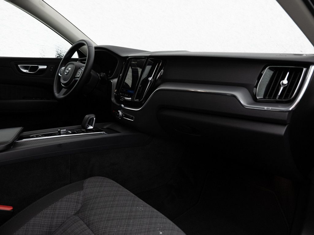 Volvo XC60 2022